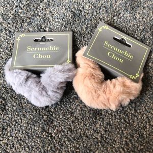 Scrunchie 2pc Fuzzy Faux Fur Hair Accessories New